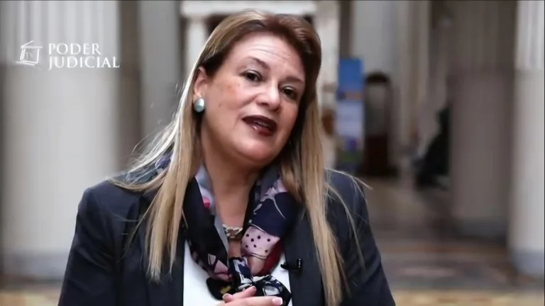 angela vivanco (w)