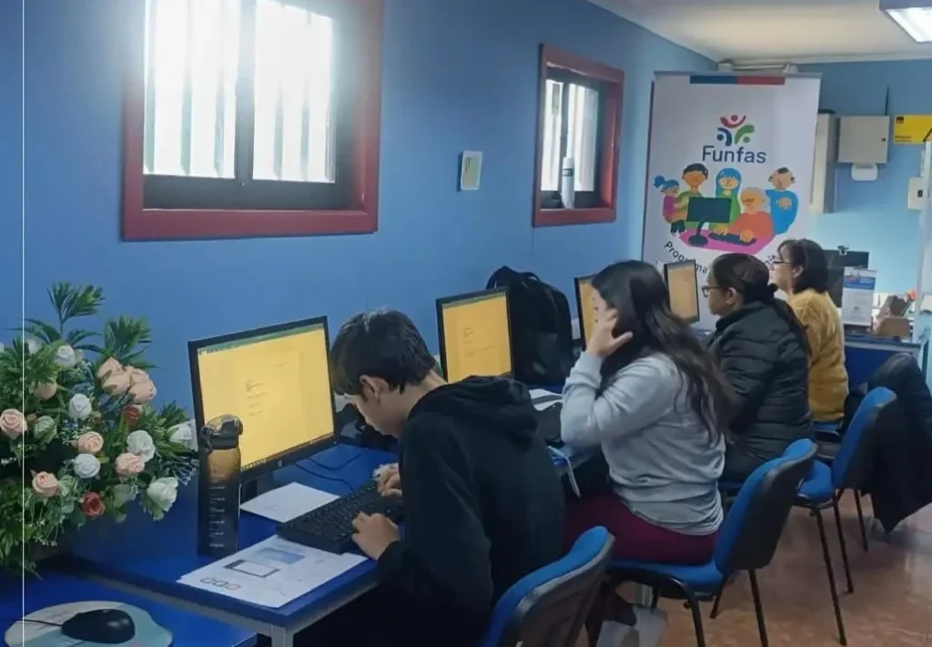 Exdirectora por cierre de Fundación de las Familias: “Destruyen una política pública que costó años desarrollar” Imagen de cuenta Facebook del Centro Digital FUNFAS Araucanía 24 abril 2026