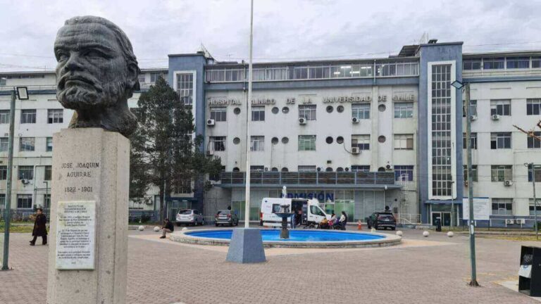 Denuncian situación de salud mental crítica de trabajadores del Hospital Clínico de la U. de Chile