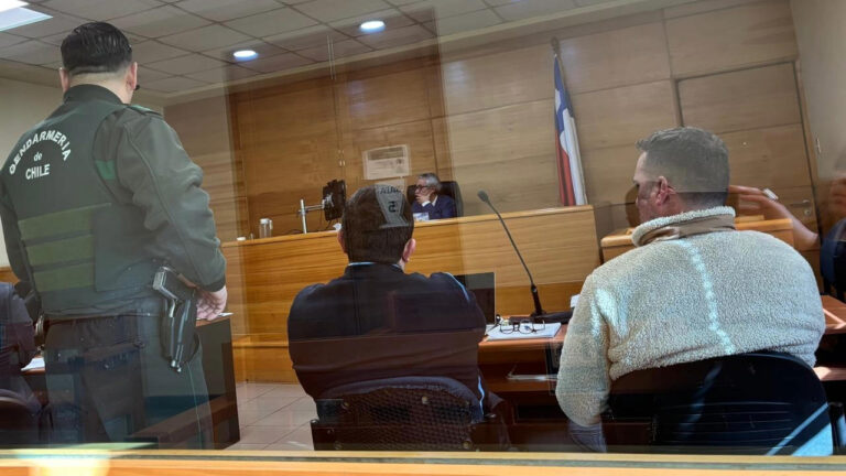 En prisión preventiva queda funcionario judicial formalizado por cohecho y obstrucción de investigaciones por narcotráfico