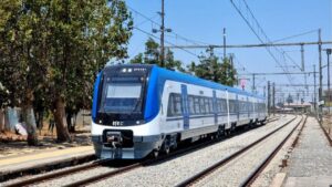 La ofensiva de los alcaldes para que se vuelva a licitar último tramo del tren Santiago-Melipilla