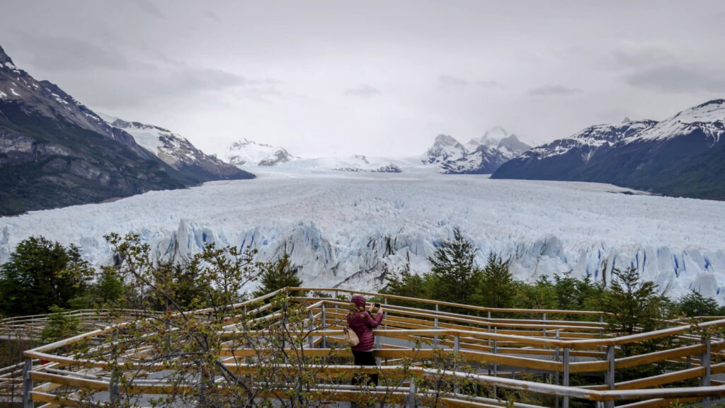 Estudio revela que Chile perdió 344 mil hectáreas de glaciares en 28 años y otras 40 mil de agua superficial desde inicio de megasequía