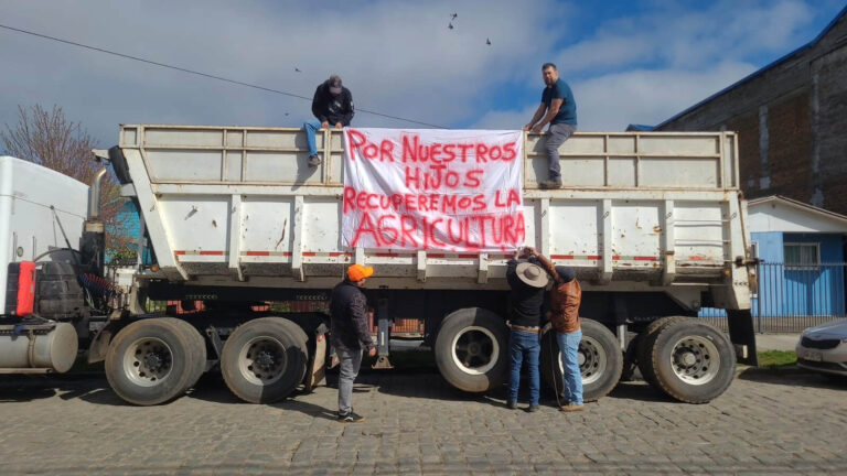 La patria la pagamos nosotros