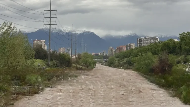 Mapas de amenaza y planificación para reducir el riesgo de desastres en Chile